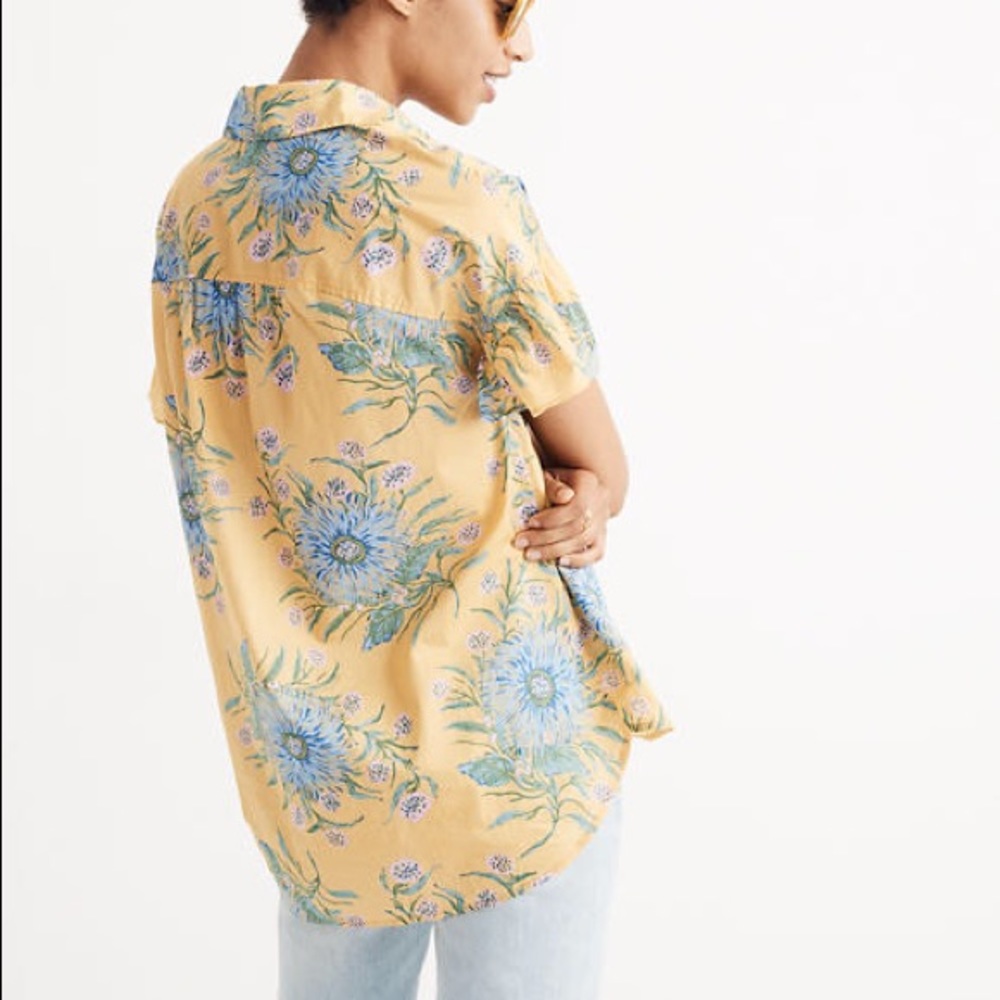 Ruffle-Sleeve Button-Down Shirt in Painted Blooms